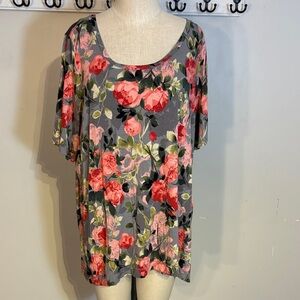Chic Floral Short Sleeve Women's Top by Tahari size 2X